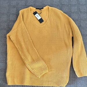 Brand new Jenni Kayne sweater